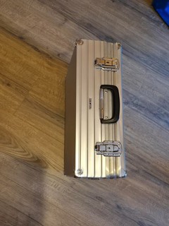 Rimowa Fotokoffer 46 x 37 x 16 gut erhalten aus Nichtraucherhaushalt