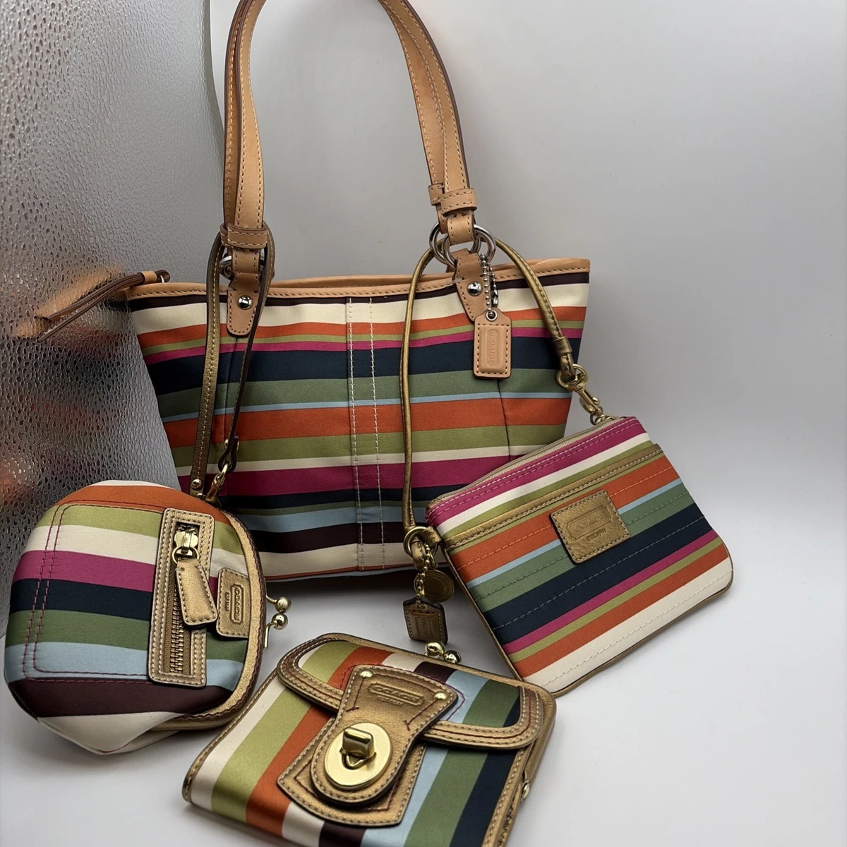 希少　COACH LEGACY STRIPE multi color バッグ Coach Legacy Striped Satin Exterior Bags & Handbags for Women for