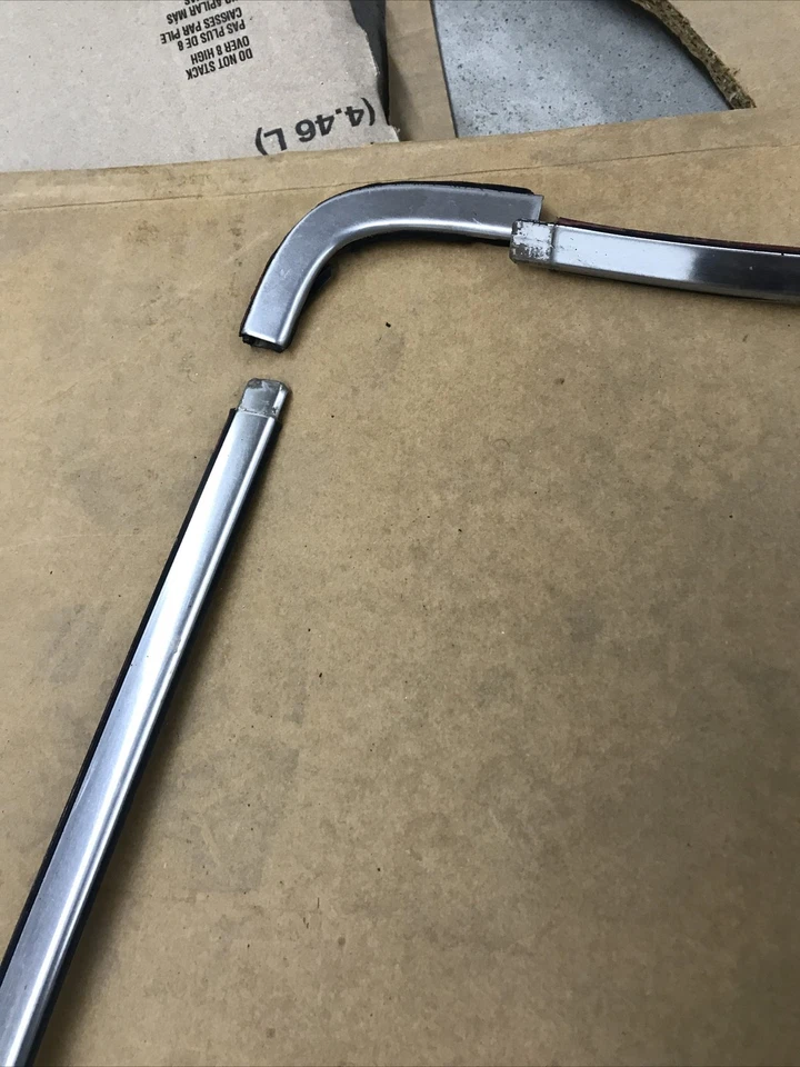 1986 - 1993 Mazda B2000 B2200 B2600i Front WINDSHIELD WINDOW Trims - all 6 pc - Image 3 of 4