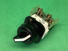 ALLEN BRADLEY 800H-JR2A - 3 Position Selector Switch