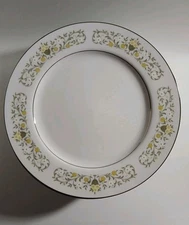 Sterling Fine China Florentine 7 Dinner Plates Vintage Retired Pattern Japan