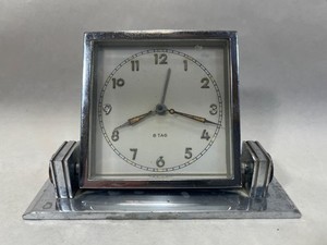 Vintage machine age Anker 11 Steine chrome alarm clock for parts or repair