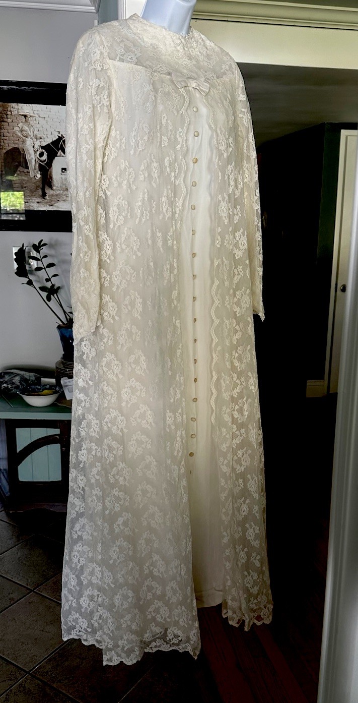 Picture 4 of 21