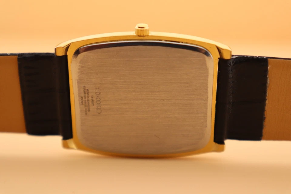 Vintage Seiko Slim Quartz Men’s Watch Fitted With Brand-New Battery - New Strap - Image 4 of 4