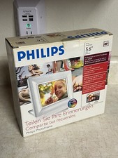 Philips Digital Photo Frame 5.6 Inch LCD 6FF3FPW