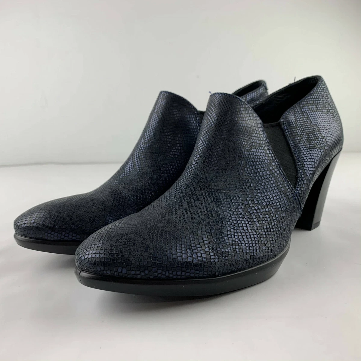Ecco classic womens navy hotsell