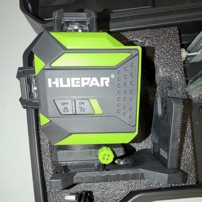 Huepar W04CG Green Self-Leveling Laser Level Kit w/ Hard Case & Accessories