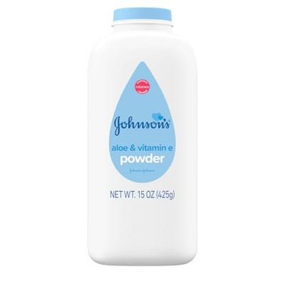 Johnson's Baby Powder, Naturally Derived Cornstarch with Aloe & Vitamin E 15 Oz