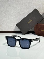 Tom Ford FT0751 Sunglasses 50  22-145 Square Frame UV400 Unisex