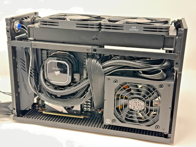 PCケース(自作PC用) FormD T1 PCケース(自作PC用) FormD T1 こういうので良いんだよ！】FormD社 PC