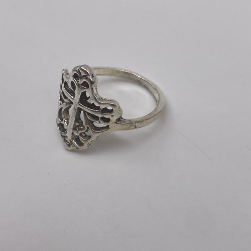 Elegant Silver Tone Ring Size 6 - Picture 3 of 4