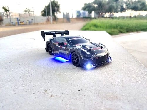 Voiture Drift Télécommandée Black Nissan NEUVE✅ Livraison Offerte 🔥 Foto 2 de 4