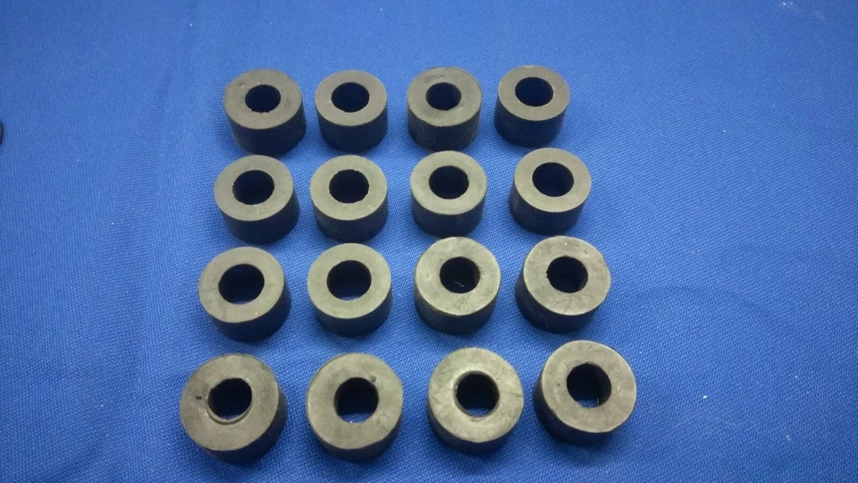 MARKENLOS SET 16x Gummipuffer f. Kickertisch für 16 mm Stange, Kicker, Tischfussball