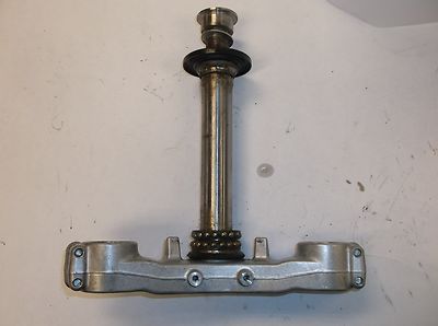 2002-05 KAWASAKI ZZR1200 ZX1200C ZZR 1200 LOWER TRIPLE TREE