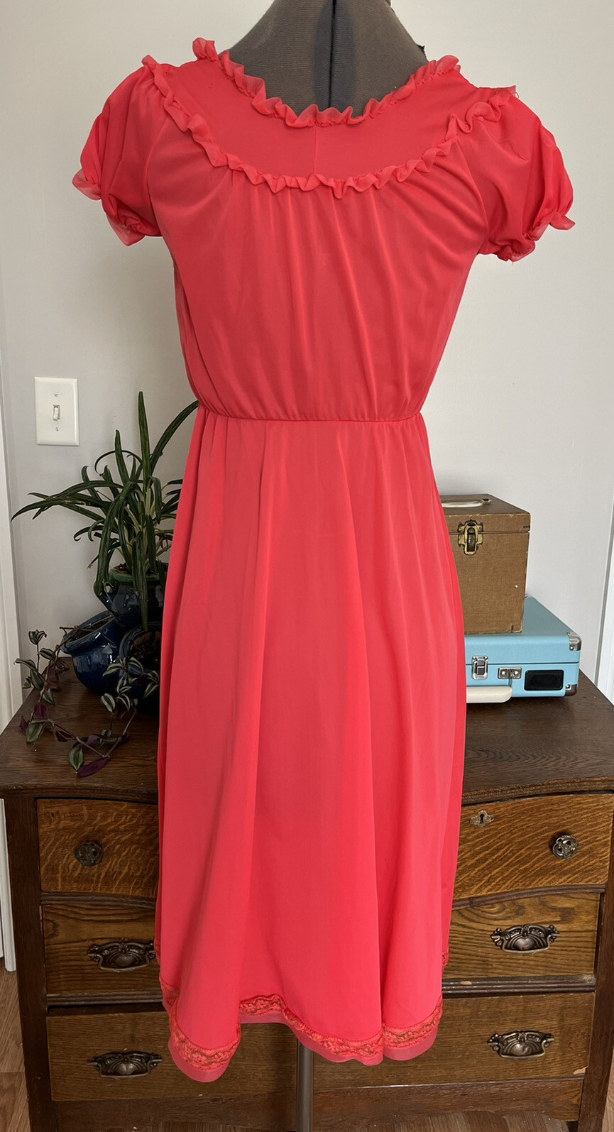 Rare Vintage Miss Elaine Red Nylon Chiffon Nightgown … Gem