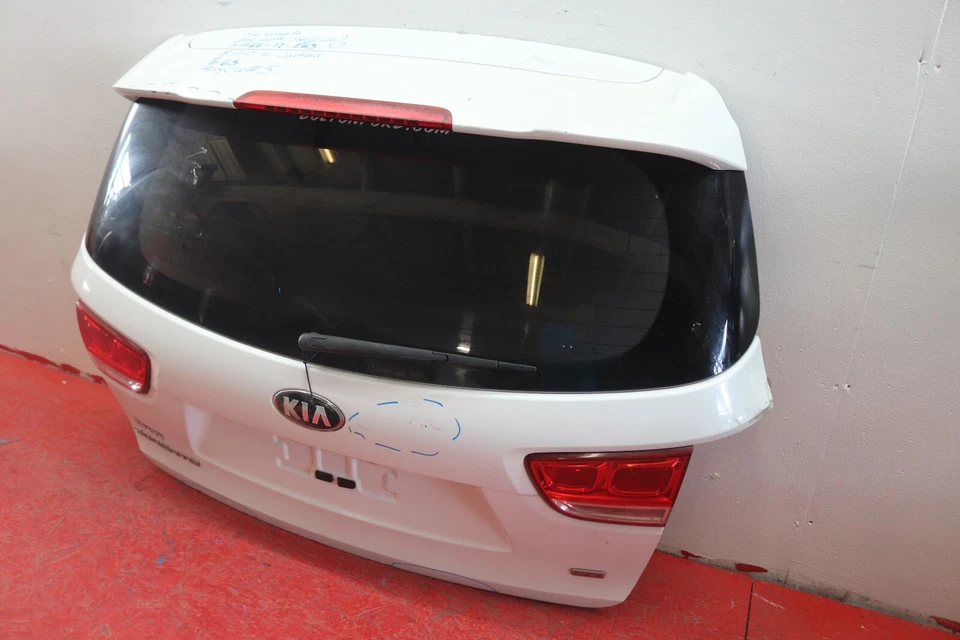 2016 2018 KIA SORENTO REAR LIFTGATE WITH CAMERA Foto 3 de 4