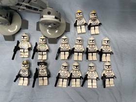 LEGO 10195 Star Wars Republic Dropship with AT-OT Walker Used 100% Complete