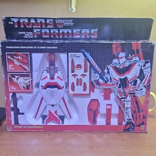 Transformers Bandai Jetfire Action Figure 1985 w/ Battle Armor & Gun in box