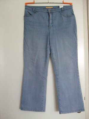 MAC - Jeans, hellblau, sehr guter Zustand.