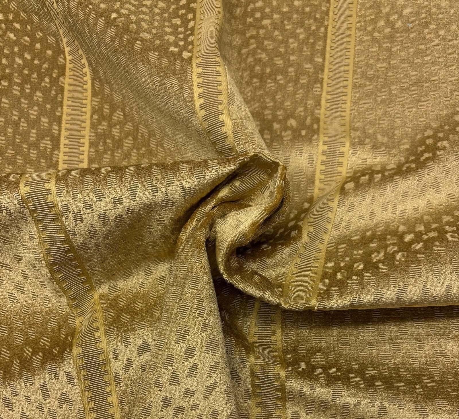 Picture 5 of 6