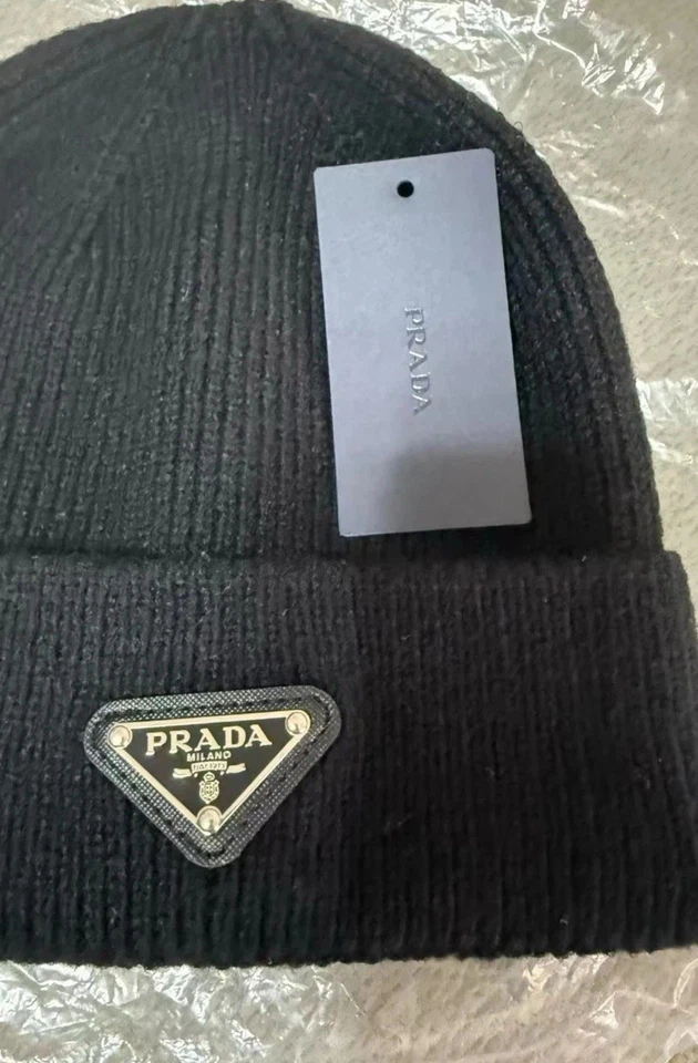 Gorro tejido PRADA Milano talla única negro lana unisex Foto 2 de 3