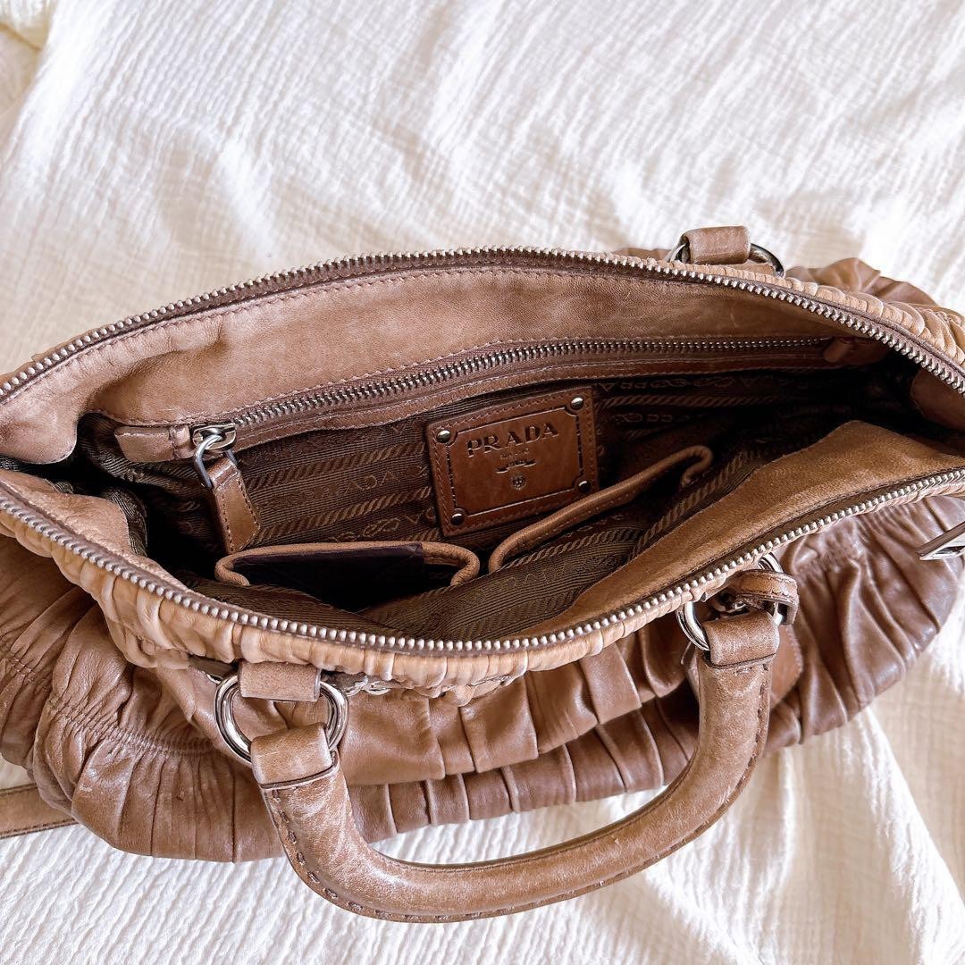 PRADA Brown Leather Shoulder Bag thumbnail 13