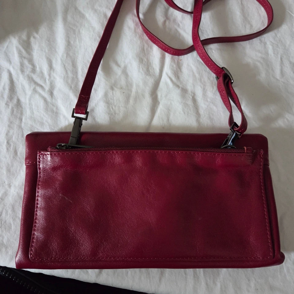 Cartera bandolera de cuero borgoña con cuerda Kooba Rubí Foto 4 de 4