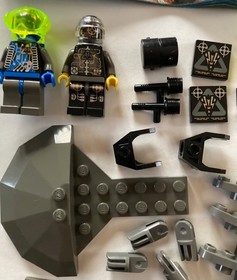 3 Lego Insectoids: 6905 Bi-Wing, 6837 Cosmic Creeper, 6817 B. Buzzer-all 100%