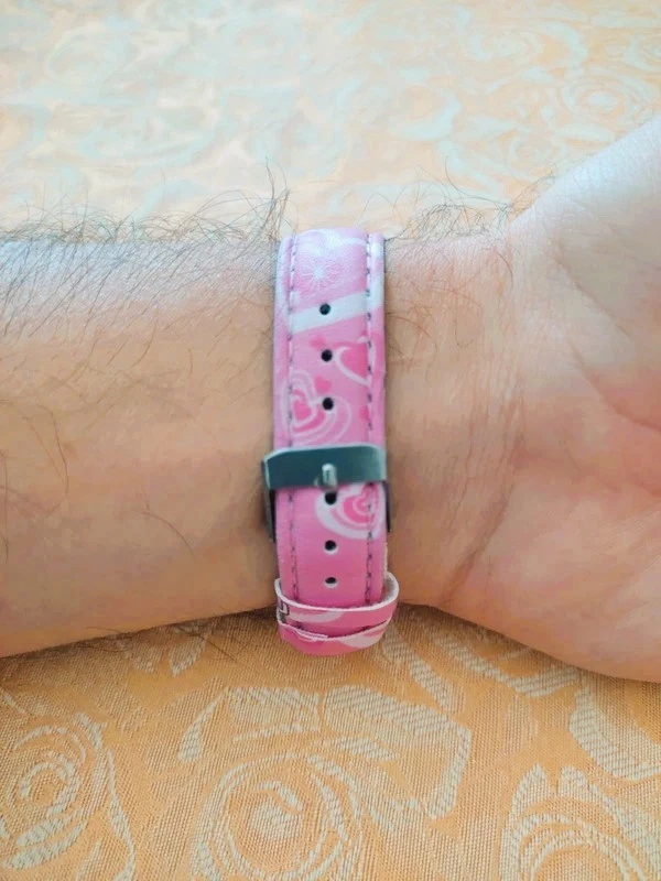 Orologio Hello kitty rosa analogico con scatola - Immagine 3 di 4