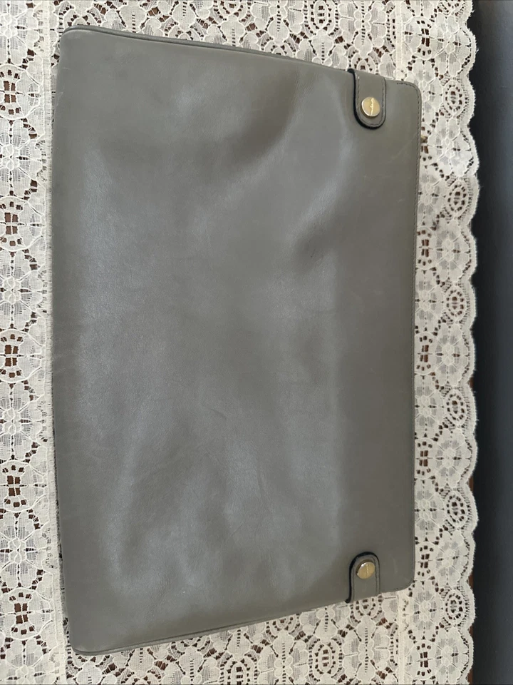 Bolso sin asas Salvatore Ferragamo vintage con anillos de correa Foto 4 de 4