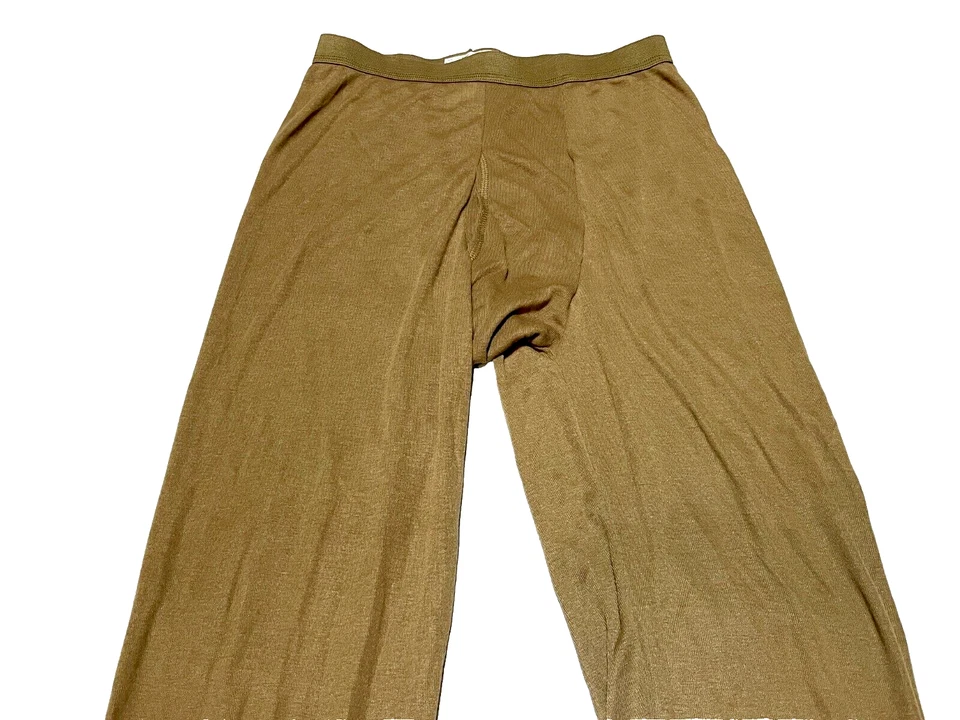 US Military Polyester Wicking THERMAL UNDERWEAR LWCWUS PANTS Light Weight XL - Image 3 of 4