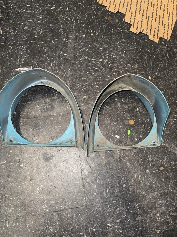 Par de bisel de faros diestro derecho Ford Mercury Monterey 1955/1956 BV-16077-A Foto 4 de 4