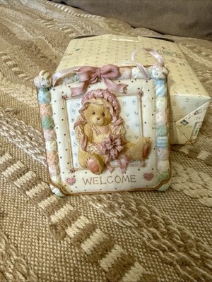 Enesco Cherished Teddies Welcome Hanging Ceramic Plaque Priscilla Hillman 1993