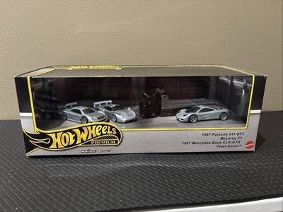Hot Wheels Premium Collector Diorama 90s Supercars Set Porsche 911