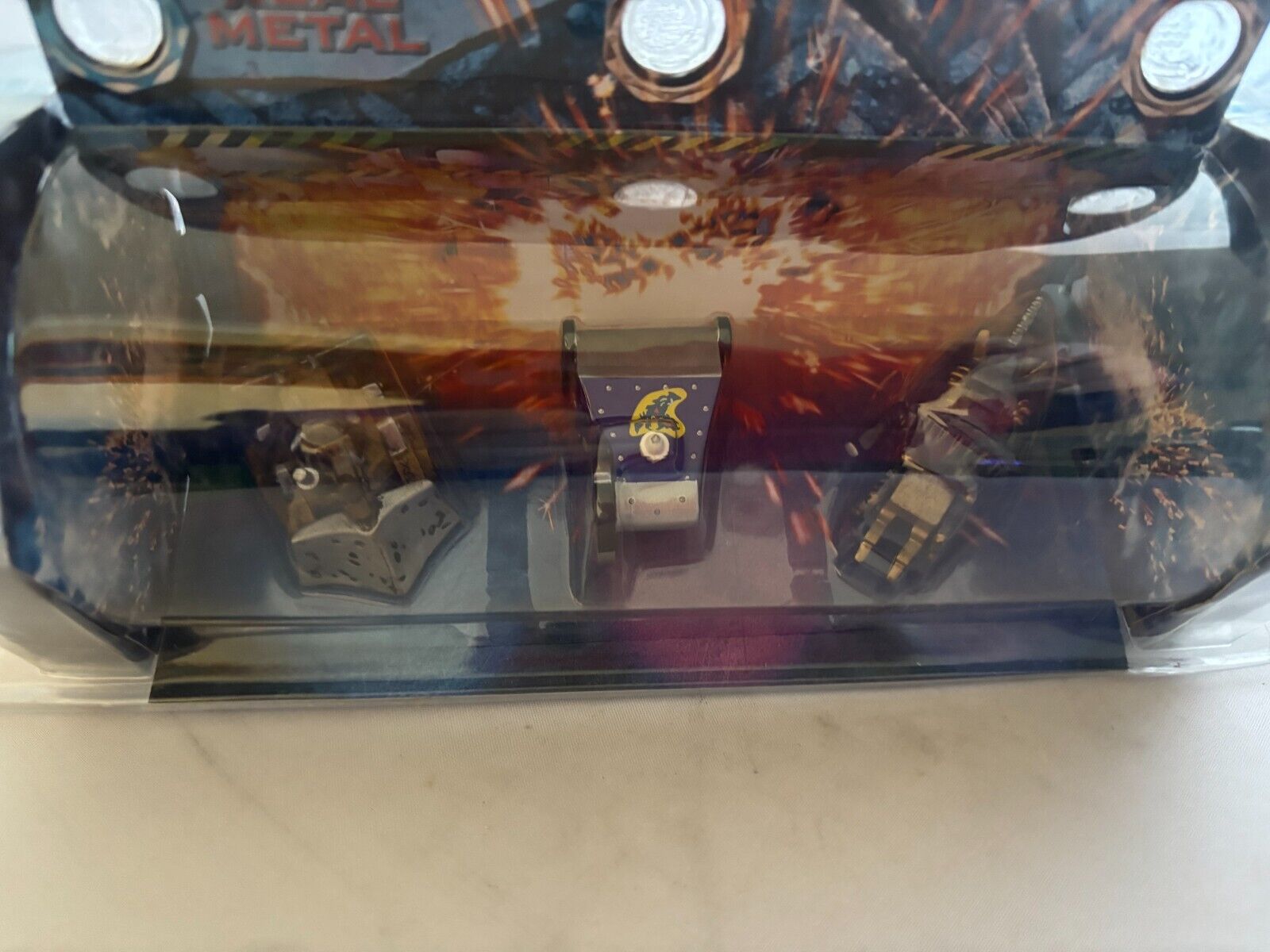 Picture 2 of 4