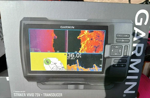 New Garmin STRIKER Vivid 7sv Fish Finder GPS With GT52HW-TM Transducer