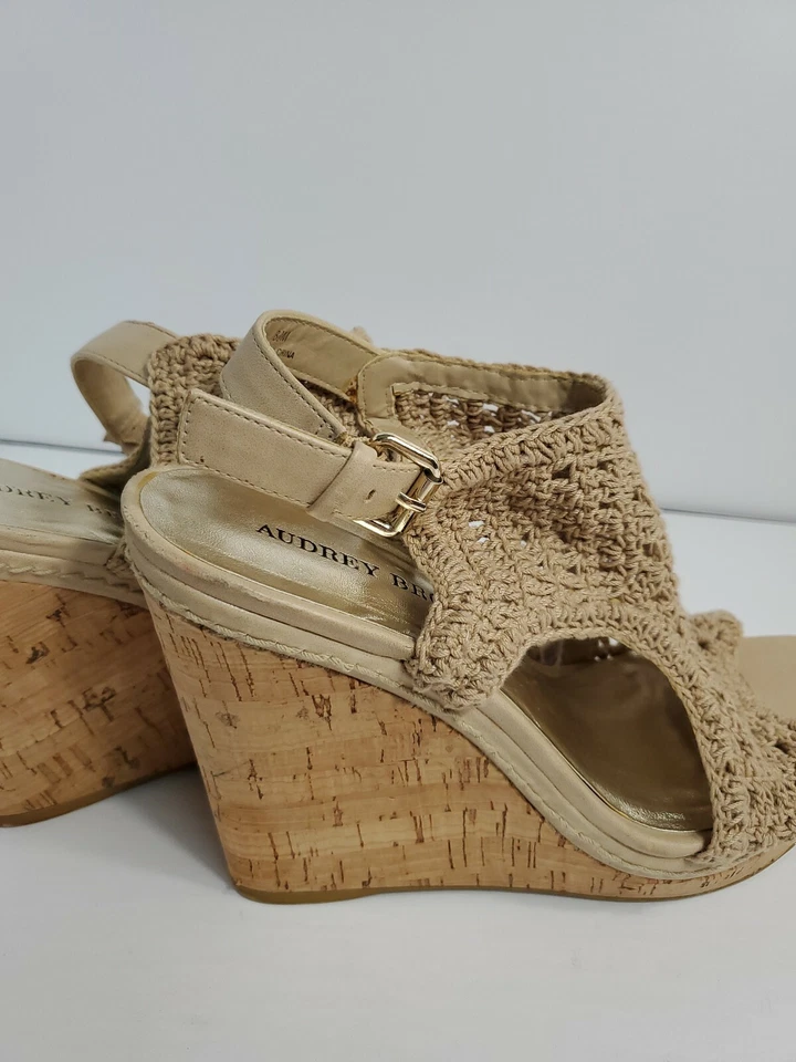 Одри Брук бежевый вязаный 4,5 «пятки пробки на танкетке с ремешками с открытым носком туфли 8,5 М - Изображение 4 из 4