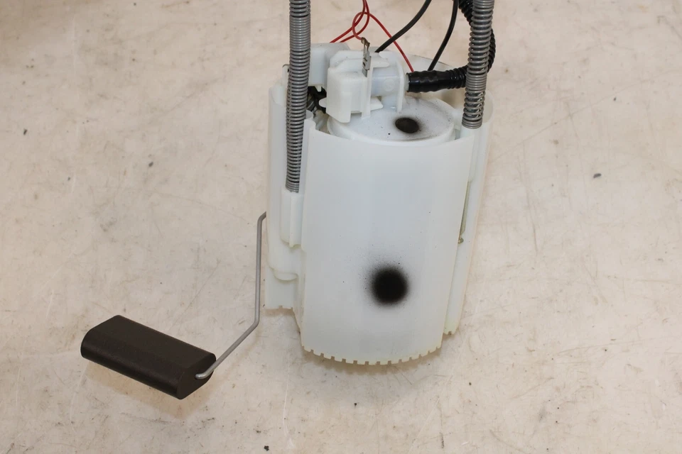 Fiat 500 Abarth 2013 bomba de combustible 68105540AA OEM IV54 Foto 4 de 4