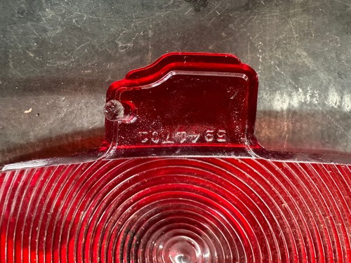 1954 CHEVY CHEVROLET UPPER TAIL LAMP LENS 5941701 - Picture 5 of 5