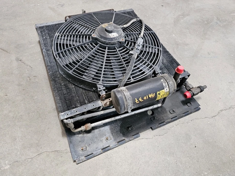 USED 07 Monaco Diesel RV AC CONDENSOR w FAN La Palma XL Ship 2011081 Los Angeles - Image 3 of 4
