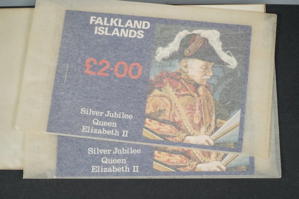 COLECCIÓN JUBILEO PLATA BRITÁNICA DE 450+ SELLOS, 30 HOJAS DE RECUERDO, 2 FOLLETOS Foto 4 de 4