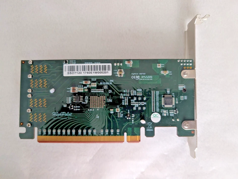 Controlador RAID HighPoint SSD7120 4x U.2 NVMe - PCIe 3.0 x16 - Conmutador PLX Foto 2 de 3