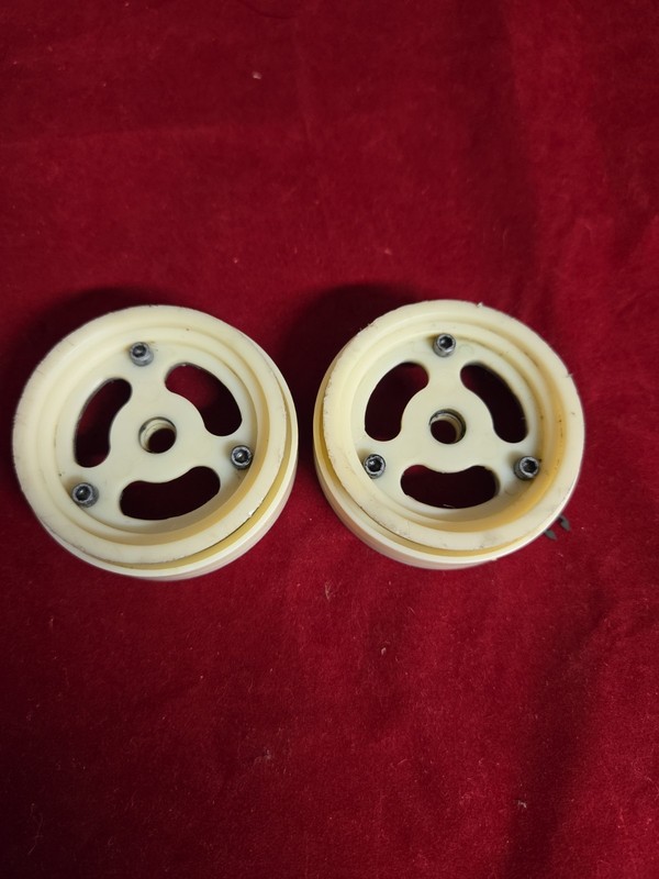 Vintage Original Team Associated RC10 Front Jelly Bean Wheels, Used But Nice