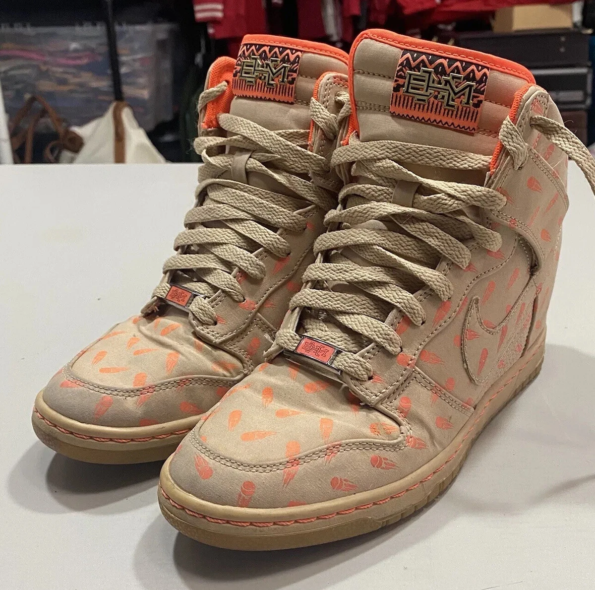 Nike clearance hidden heel