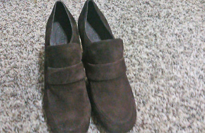 Born - Womens - Mocho- Dark Brown- 8.5- Grain Leather- $10 Price Drop