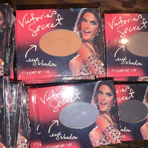 Vintage Victoria's Secret Eye Shadow. 33 In Lot.  - Sealed - Picture 3 of 6
