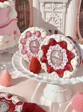 Flower Knows Strawberry Cupid Pressed Powder NEW IN BOX