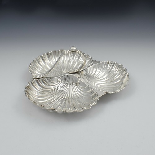Large Victorian English Sterling Silver Trefoil Shell Serving Dish / Centrepiece - Picture 3 of 12