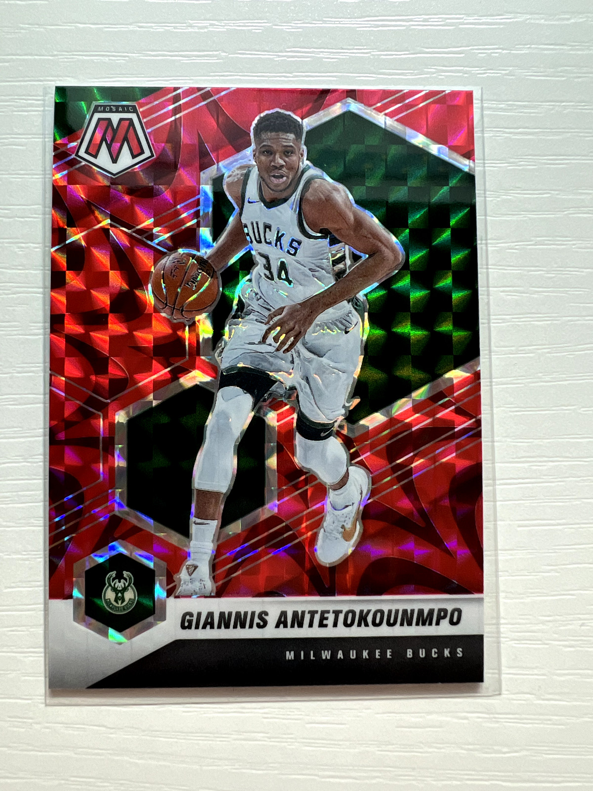 2020 Panini Mosaic Basketball #80 Giannis Antetokounmpo Red Reactive Prizm Bucks