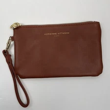 Adrienne Vittadini Women's Charging Wallet Cognac Smooth iPhone Lightning Port
